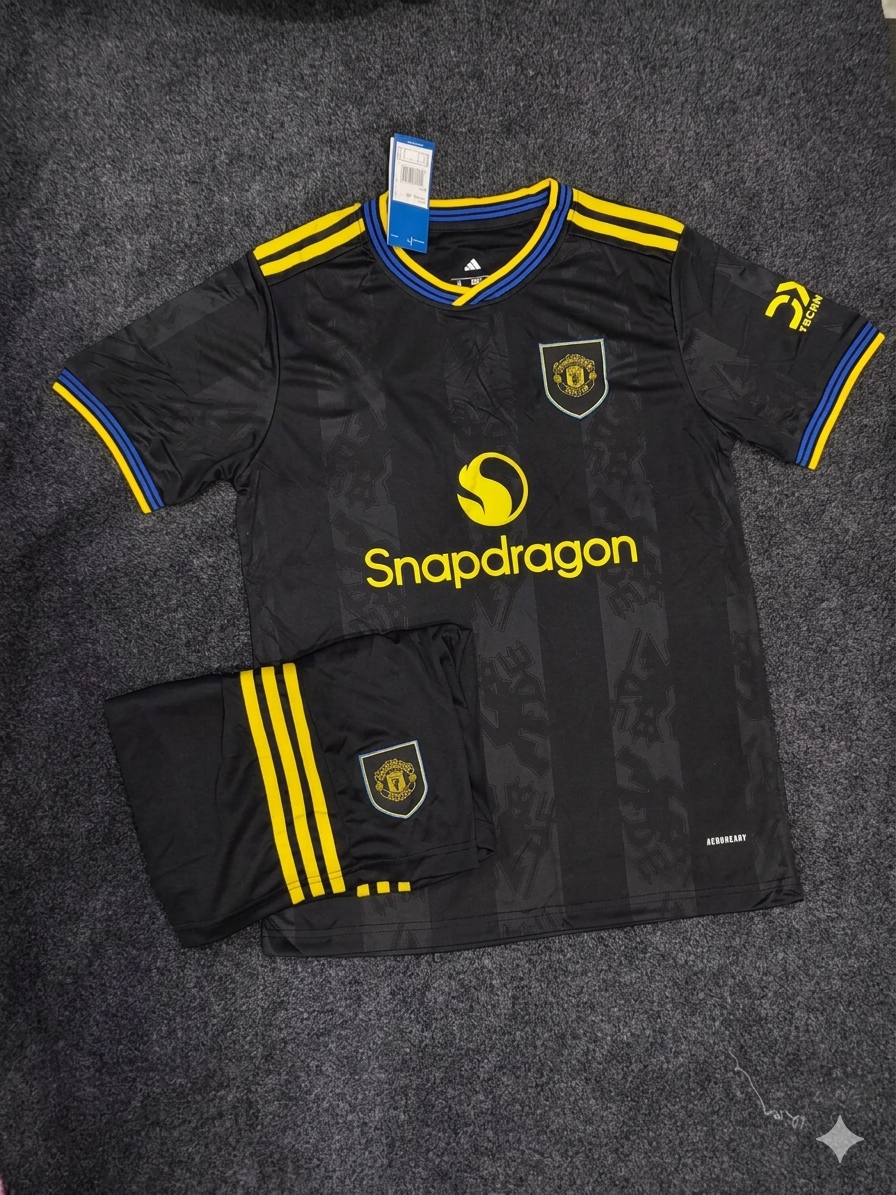 MAN UTD BLACK THIRD 2025/26 OFFICIAL KIT